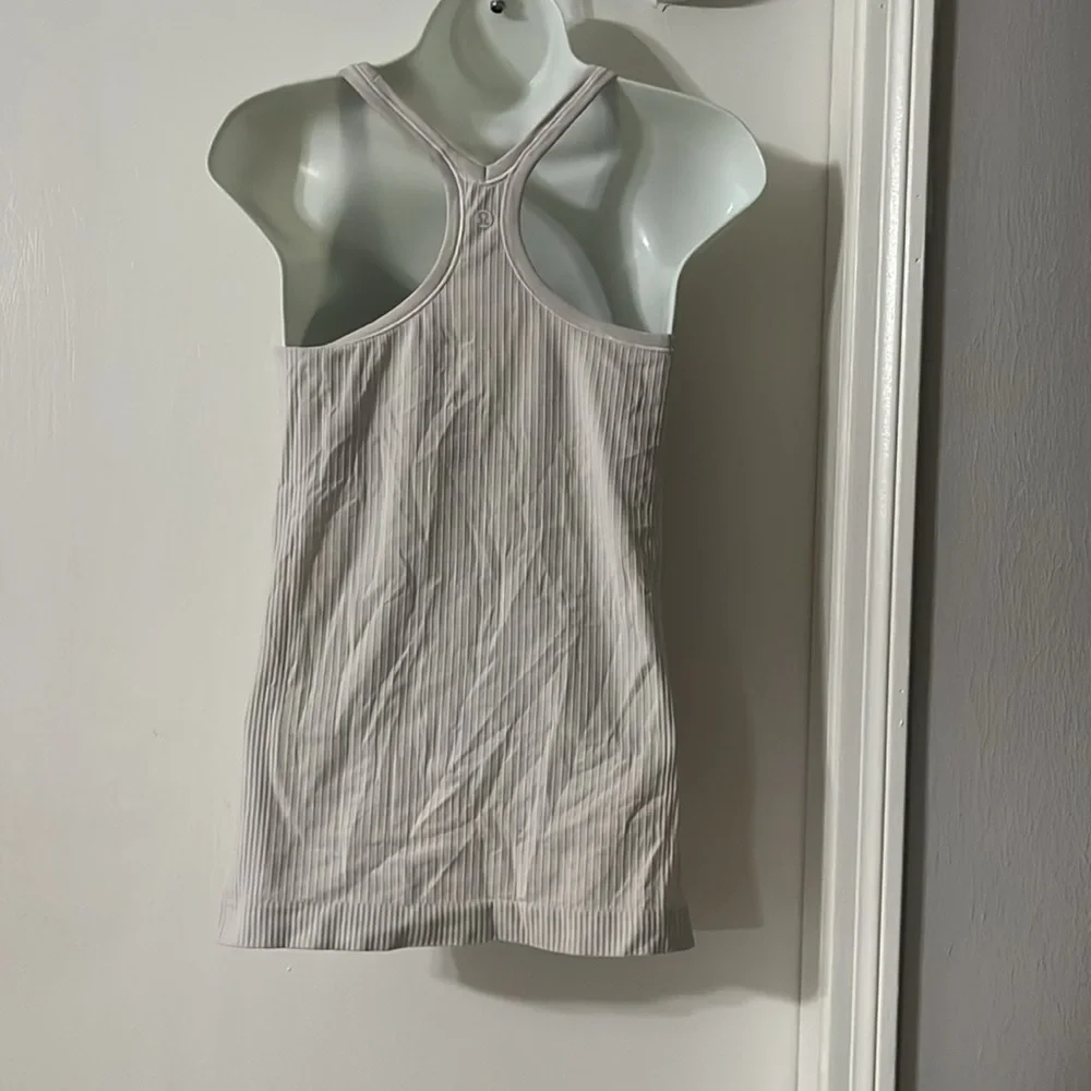 Lululemon tank top